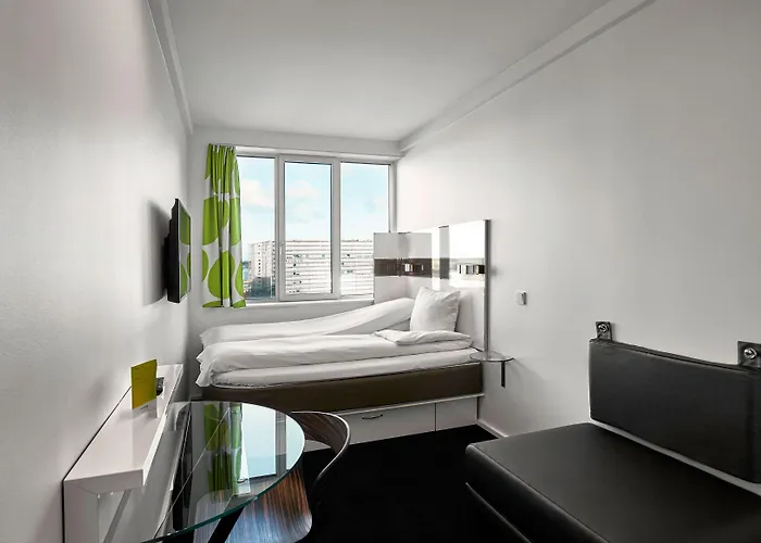 Wakeup - Bernstorffsgade 2* Kopenhagen