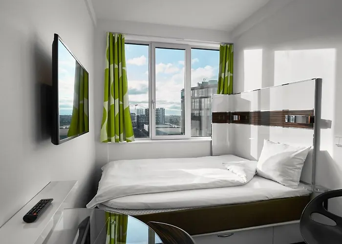 Wakeup - Bernstorffsgade 2*