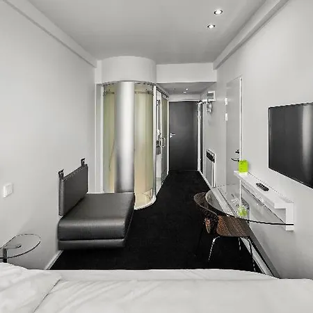 Hotel Wakeup - Bernstorffsgade 2*