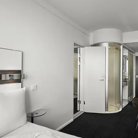 Wakeup - Bernstorffsgade 2* Копенгаген